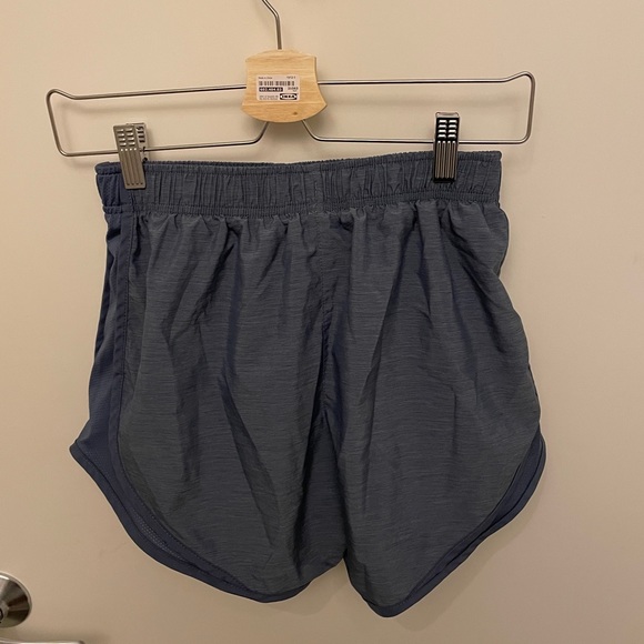 Nike dri-fit tempo running shorts - Picture 5 of 6